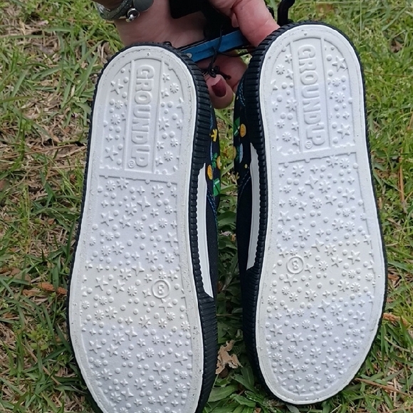 Kids Super Mario Black Slip-On Sneakers with Character Art - Picture 4 of 6